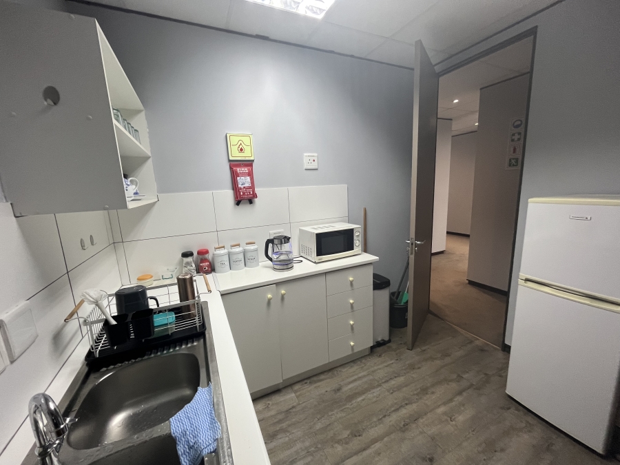 To Let commercial Property for Rent in Tyger Valley Western Cape